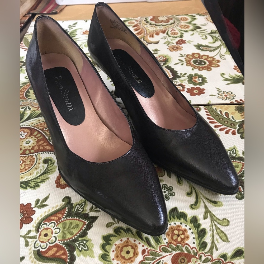 Piero Strozzi Ladies  Brown Pumps - Size 6.5